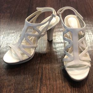 White heeled sandal